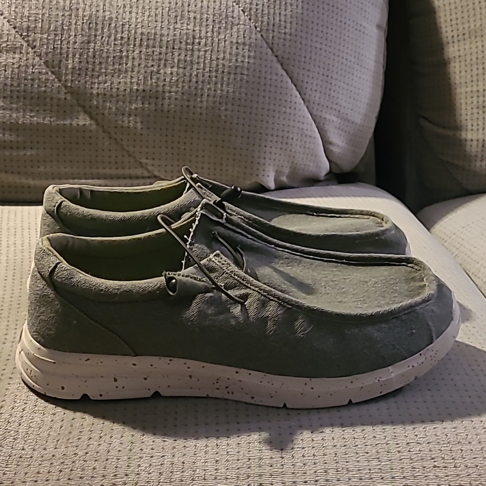 Slip on shoes